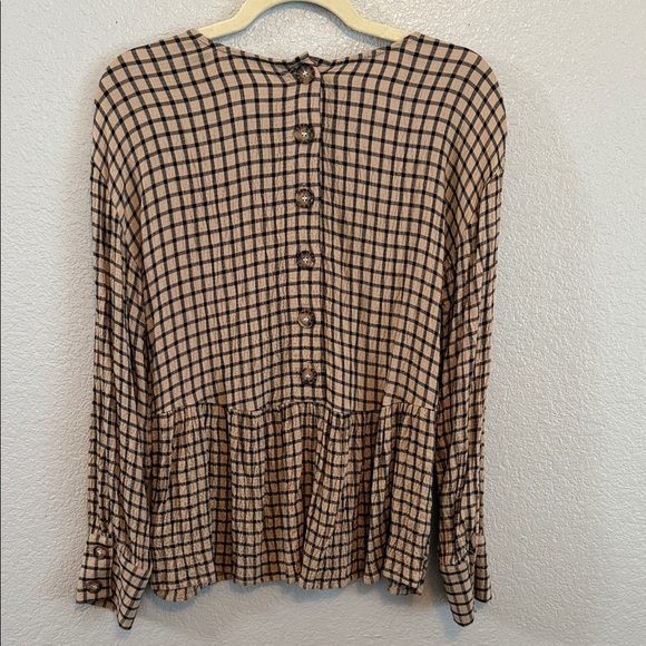 Madewell Button-Back Peplum Top in Mini Windowpane size small - Picture 7 of 9